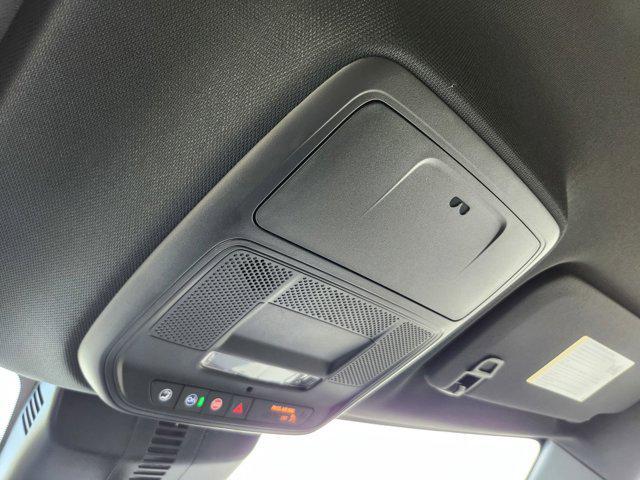 new 2025 Chevrolet Traverse car, priced at $43,980