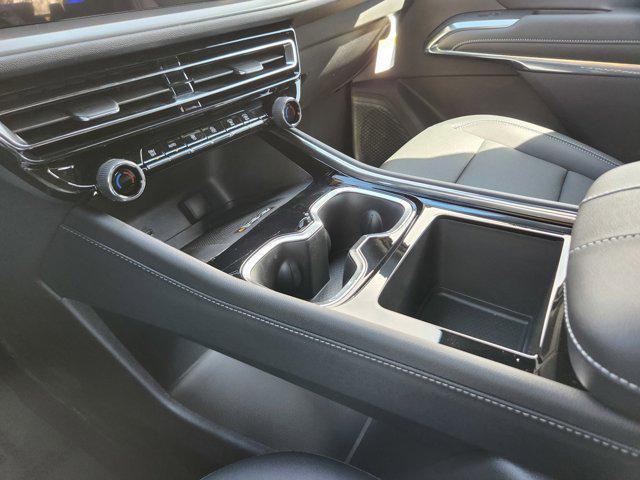 new 2025 Chevrolet Traverse car, priced at $43,980
