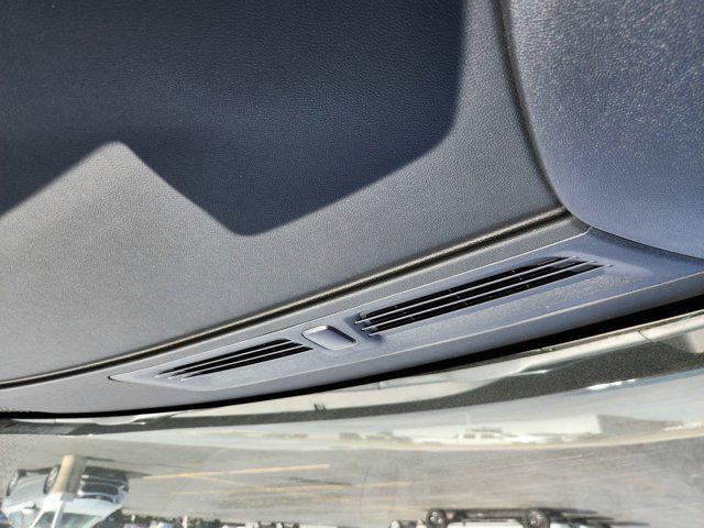 new 2025 Chevrolet Traverse car, priced at $43,980