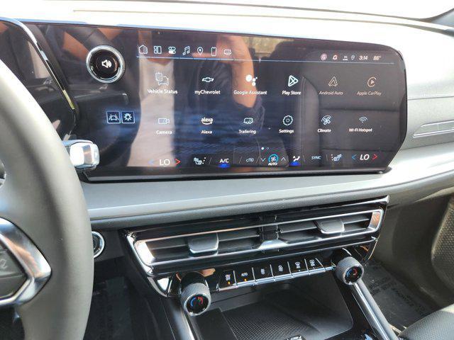 new 2025 Chevrolet Traverse car, priced at $43,980