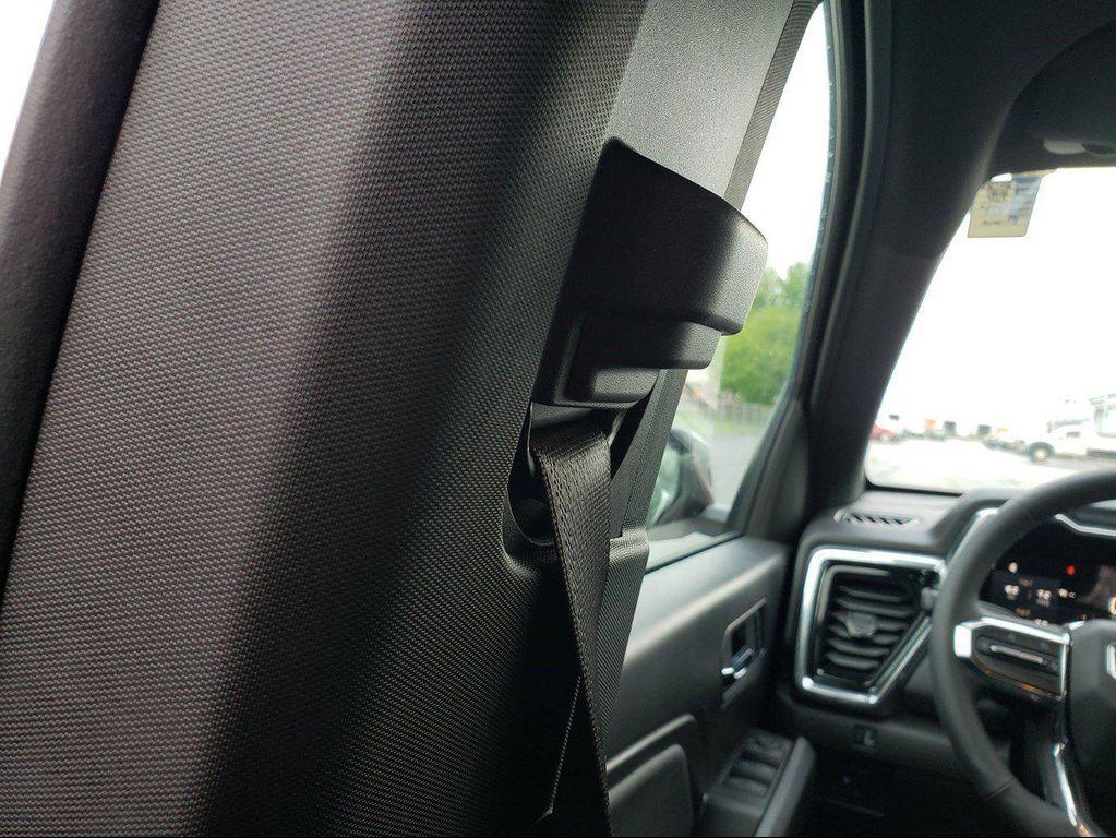 new 2024 GMC Canyon car, priced at $36,540