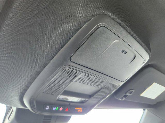 new 2026 Chevrolet Traverse car, priced at $50,045