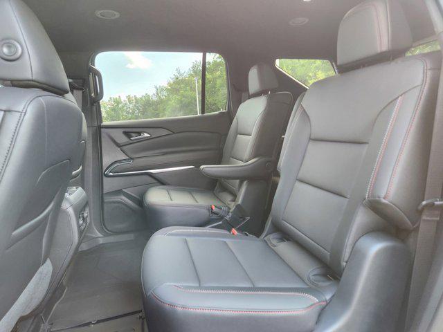 new 2026 Chevrolet Traverse car, priced at $50,045
