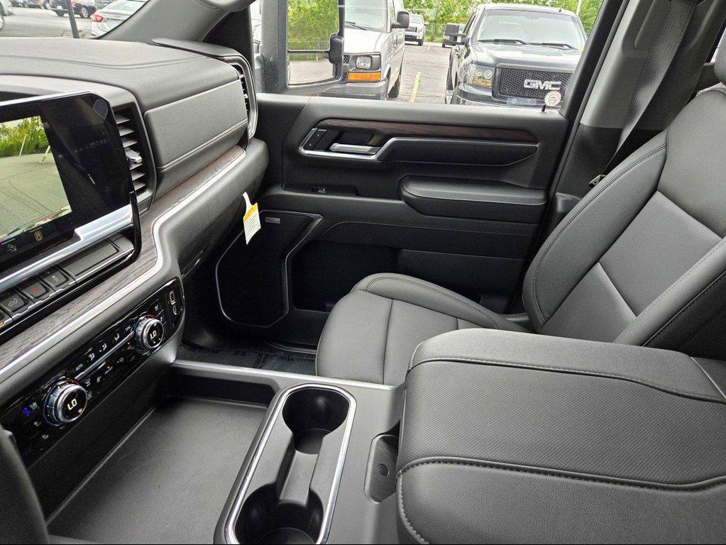 new 2024 GMC Sierra 3500 car, priced at $77,735