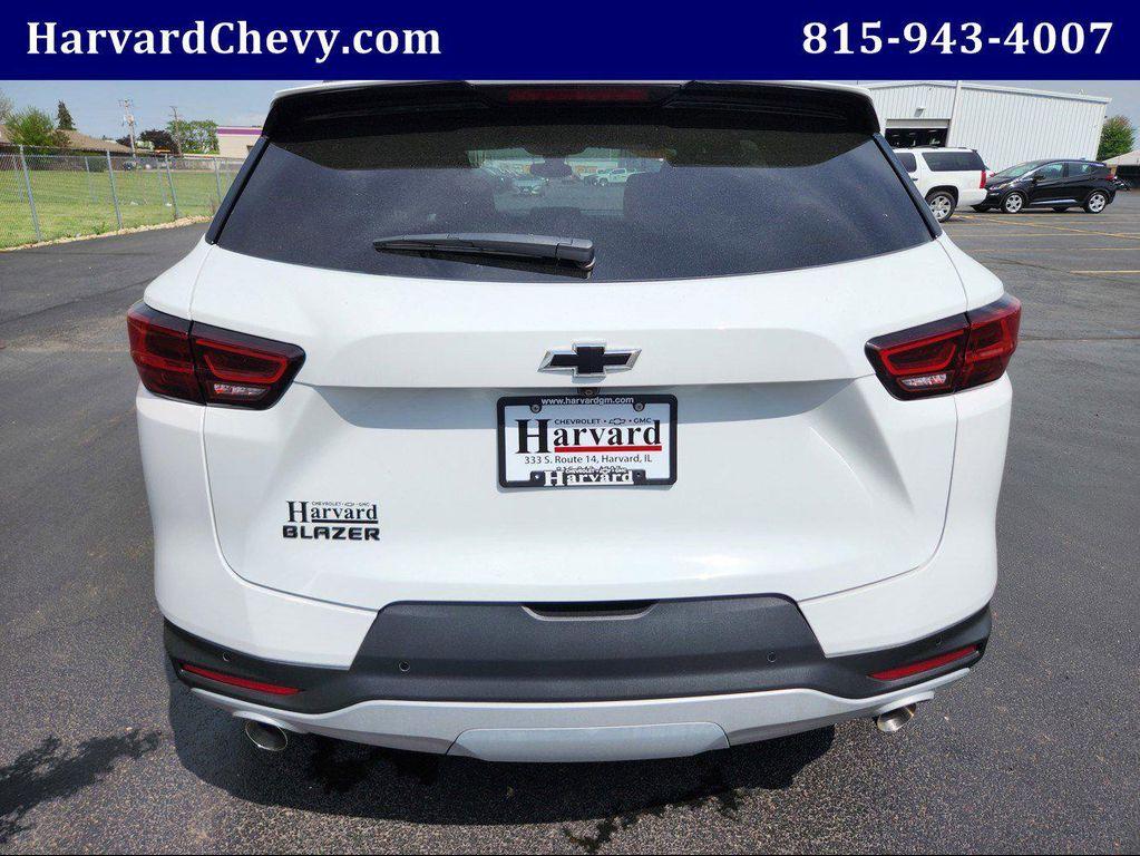 used 2024 Chevrolet Blazer car, priced at $32,000