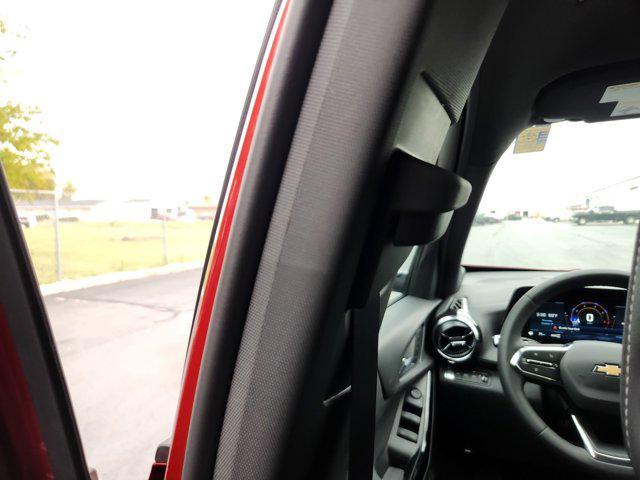 new 2026 Chevrolet Equinox car, priced at $33,040