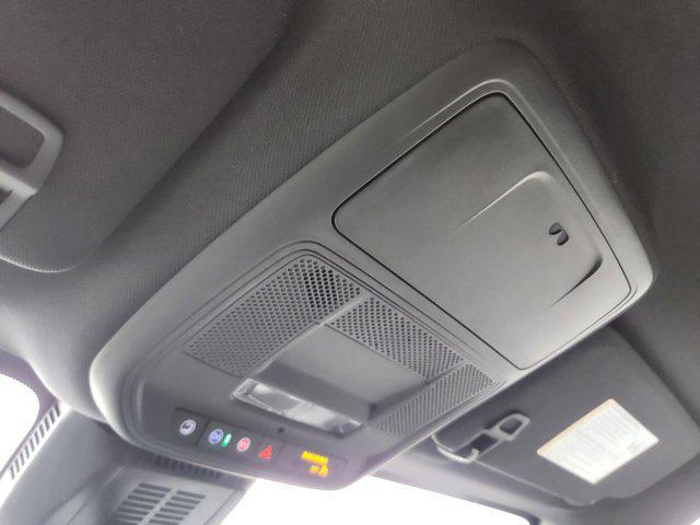 new 2026 Chevrolet Equinox car, priced at $33,040