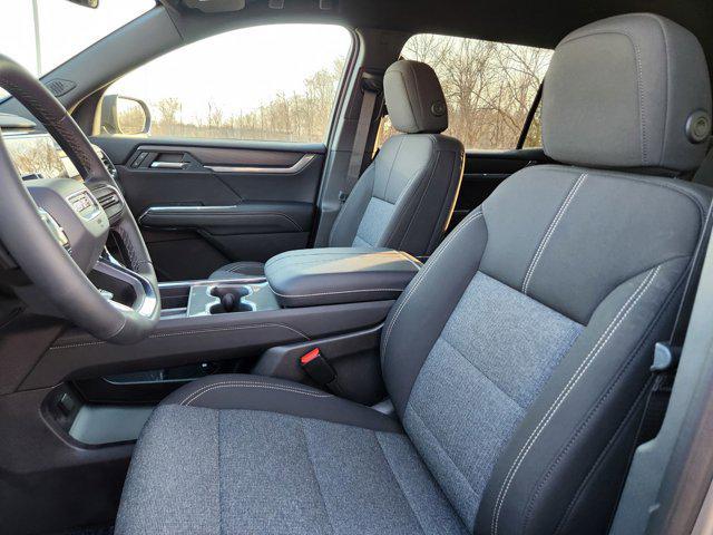 new 2025 GMC Acadia car, priced at $42,540