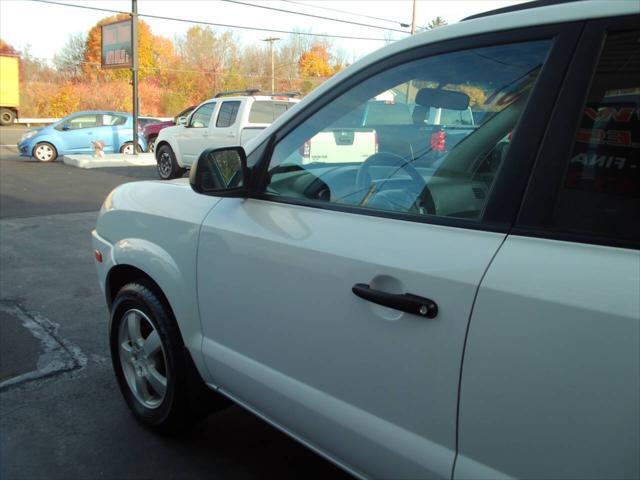 used 2007 Hyundai Tucson car, priced at $7,499