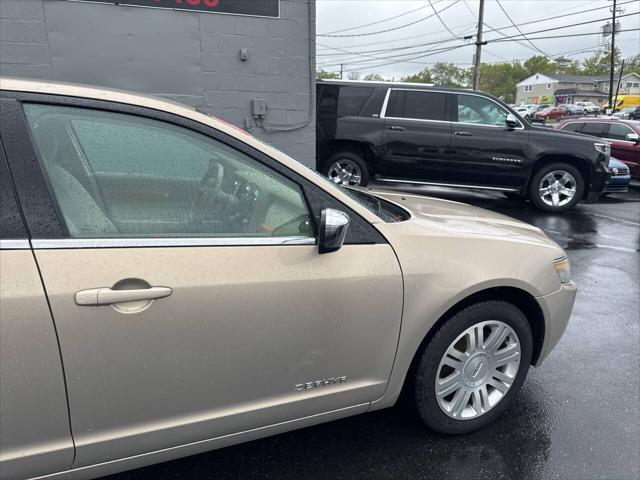 used 2006 Lincoln Zephyr car, priced at $8,999