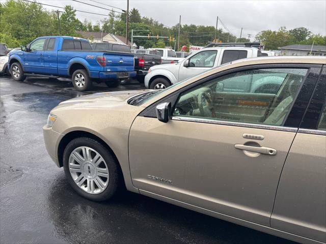 used 2006 Lincoln Zephyr car, priced at $8,999
