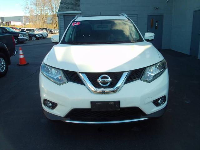 used 2014 Nissan Rogue car, priced at $9,999