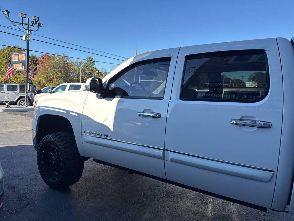 used 2008 GMC Sierra 2500 car, priced at $17,999