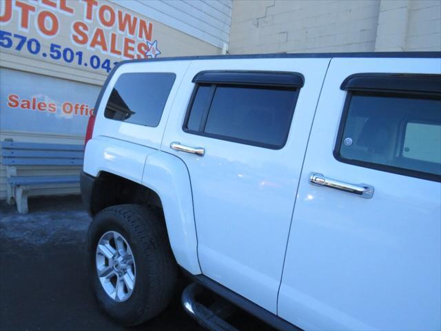 used 2008 Hummer H3 car, priced at $10,999