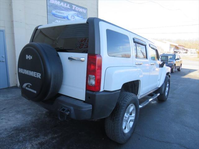used 2008 Hummer H3 car, priced at $10,999