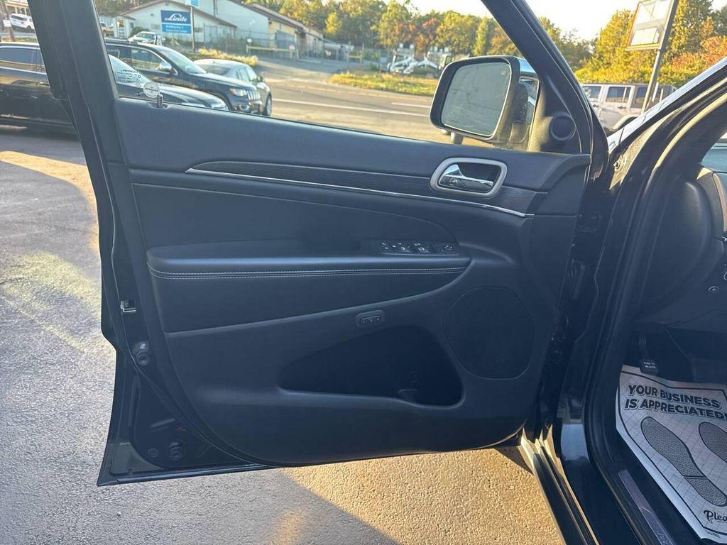 used 2014 Jeep Grand Cherokee car, priced at $12,999