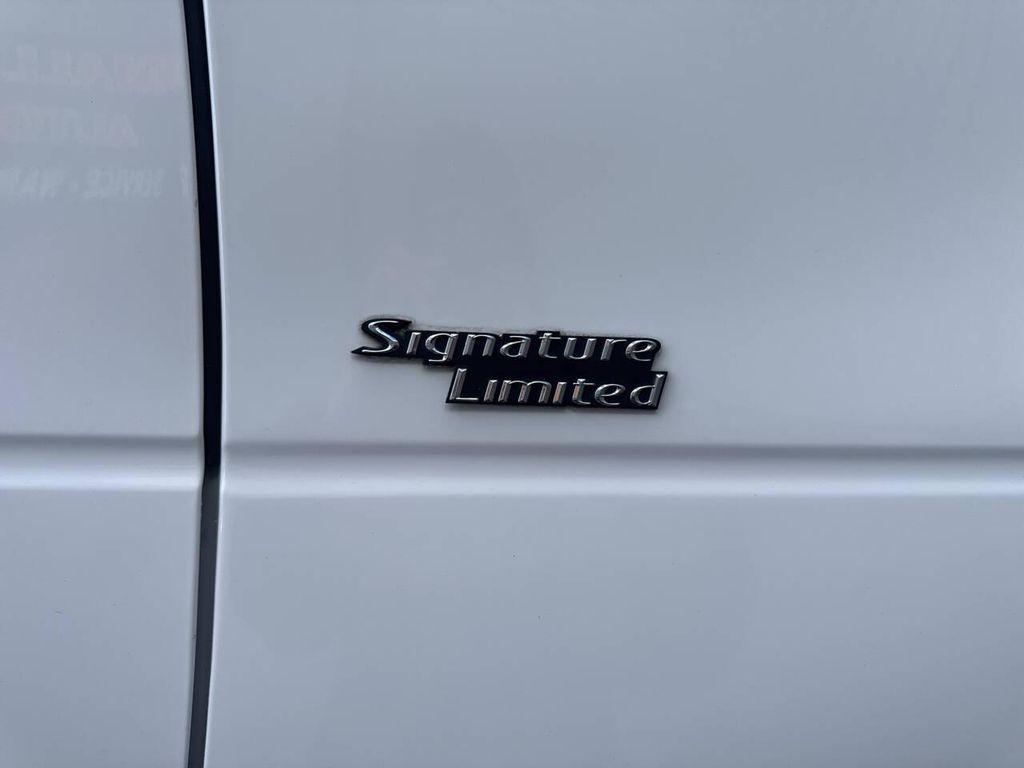 used 2011 Lincoln Town Car car, priced at $11,999