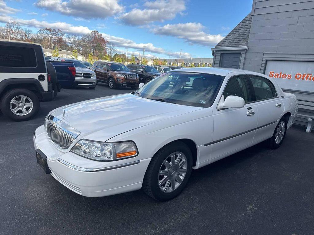 used 2011 Lincoln Town Car car, priced at $11,999