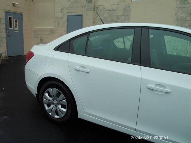 used 2013 Chevrolet Cruze car, priced at $8,999