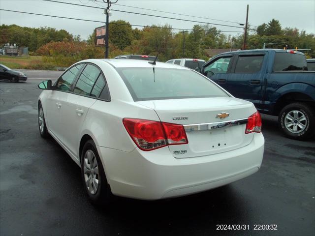 used 2013 Chevrolet Cruze car, priced at $8,999