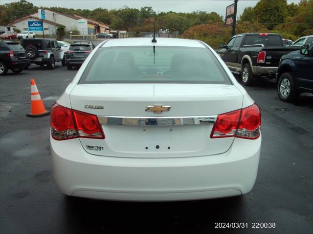 used 2013 Chevrolet Cruze car, priced at $8,999