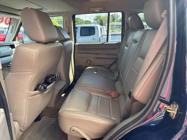 used 2006 Jeep Commander car, priced at $7,999