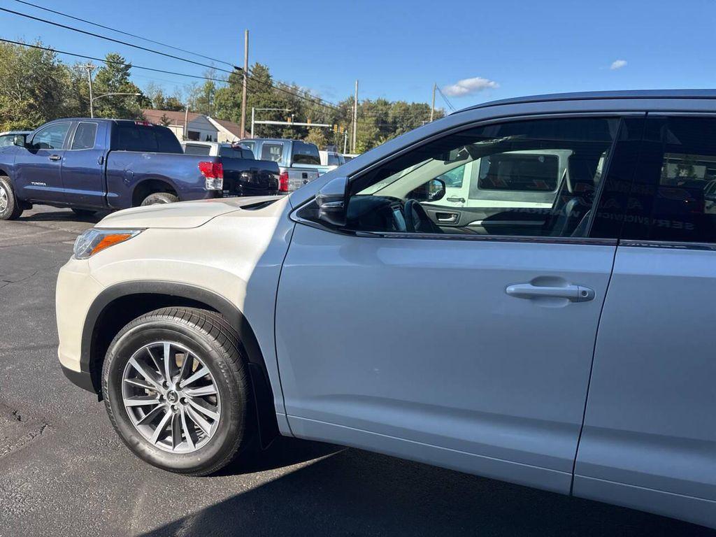 used 2017 Toyota Highlander car, priced at $19,999