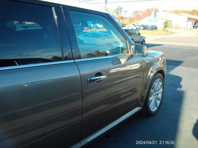 used 2013 Ford Flex car, priced at $12,999