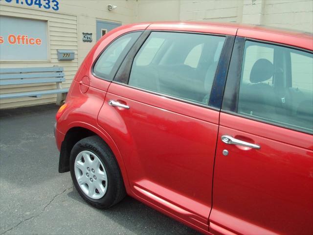 used 2001 Chrysler PT Cruiser car, priced at $5,999