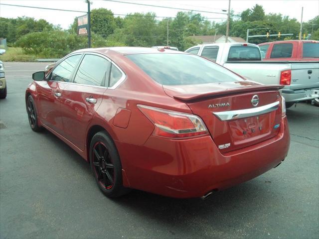 used 2013 Nissan Altima car, priced at $10,999