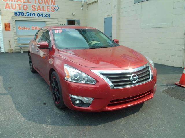 used 2013 Nissan Altima car, priced at $10,999