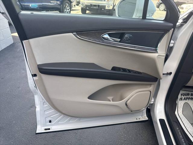 used 2016 Lincoln MKX car, priced at $12,999