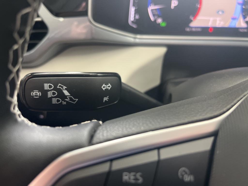 new 2025 Volkswagen Taos car, priced at $36,214