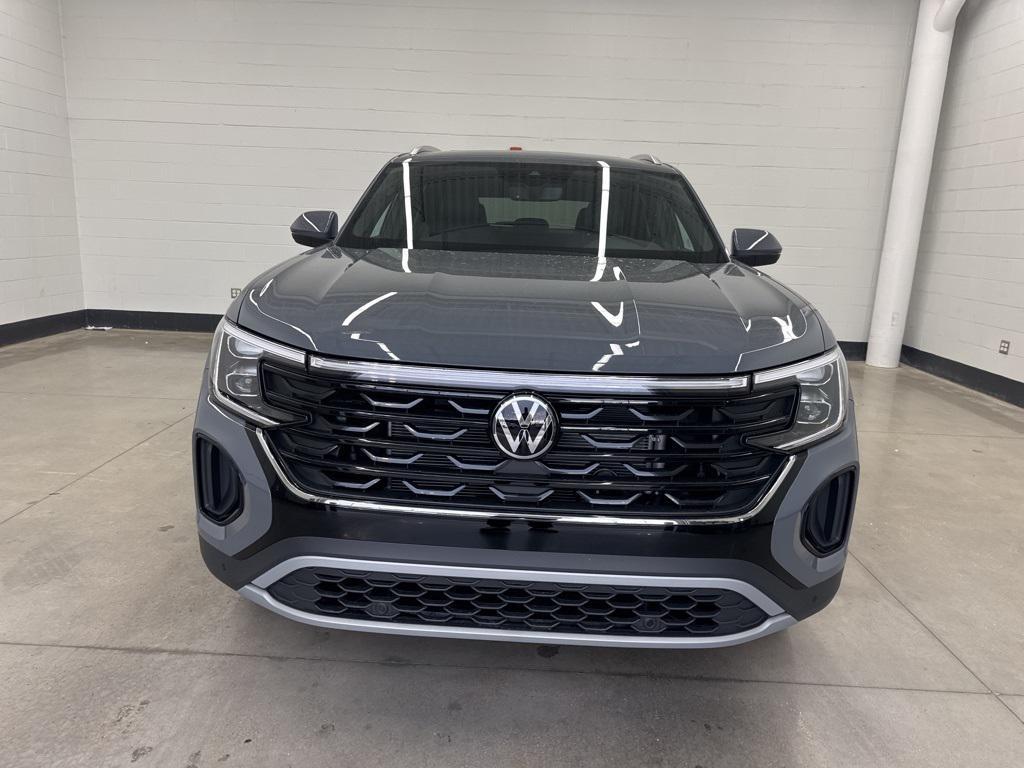 new 2025 Volkswagen Atlas Cross Sport car, priced at $40,611