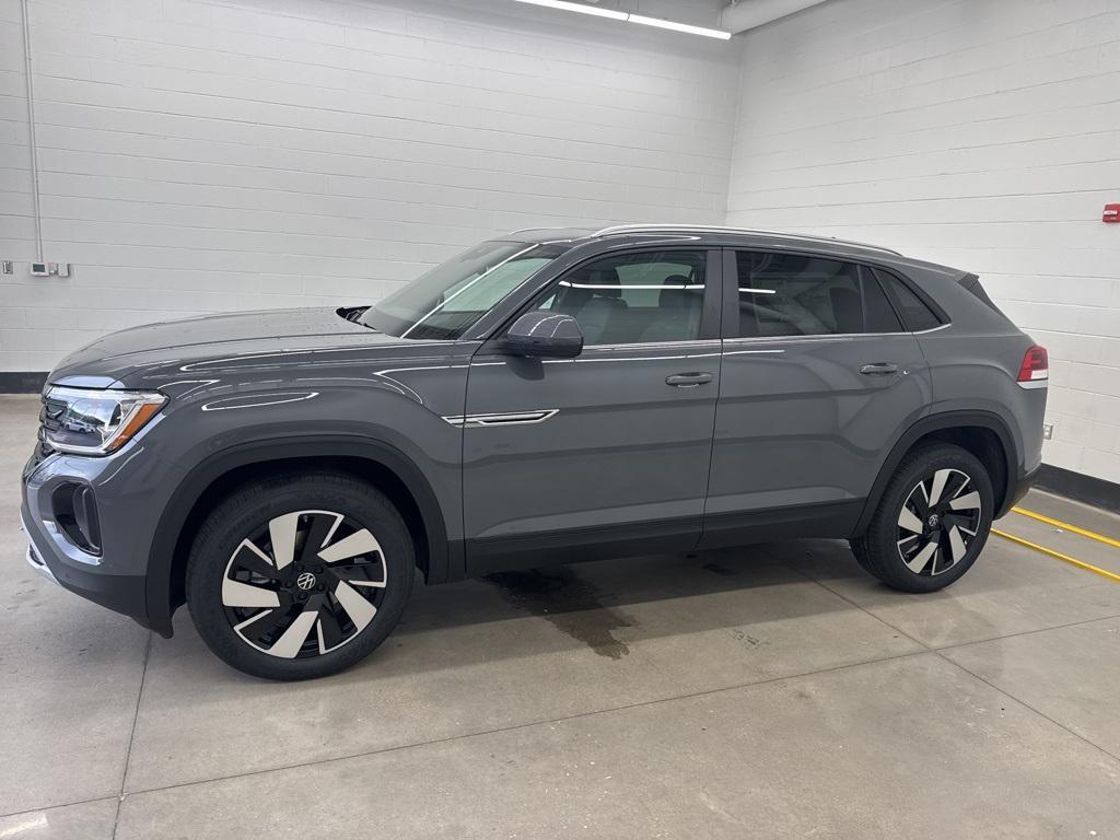 new 2025 Volkswagen Atlas Cross Sport car, priced at $40,611