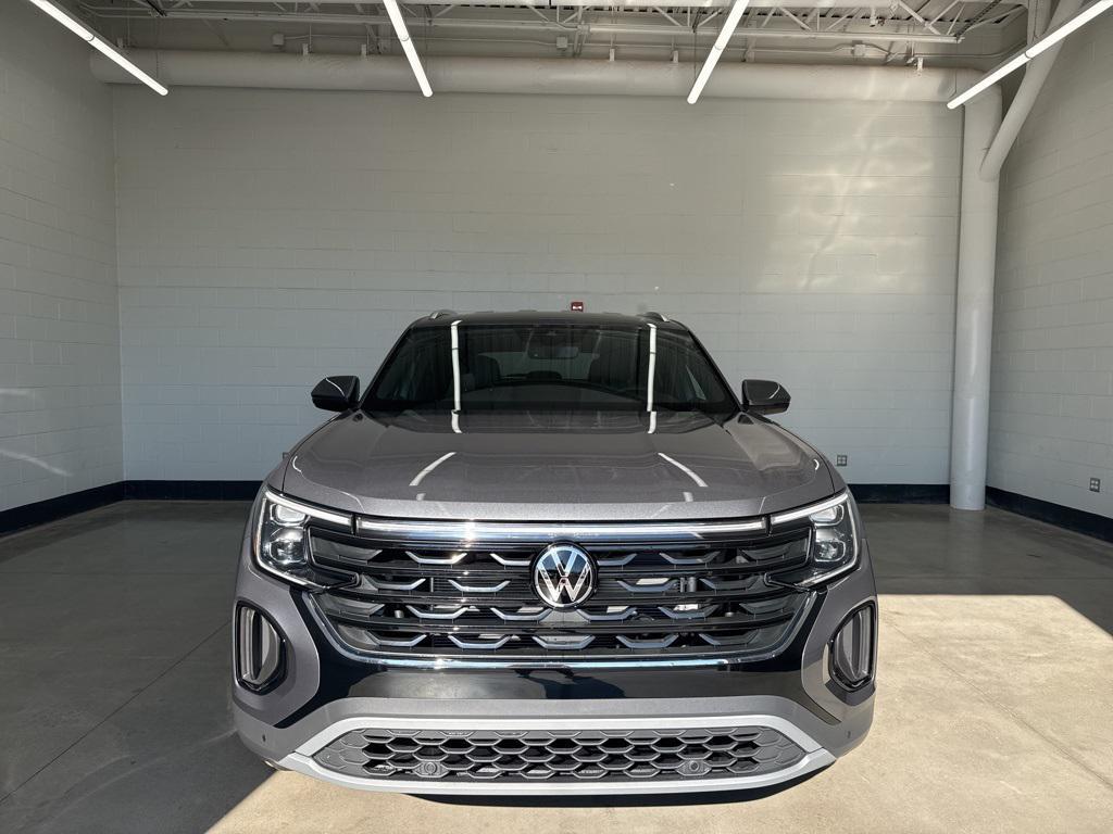 new 2025 Volkswagen Atlas Cross Sport car, priced at $39,675
