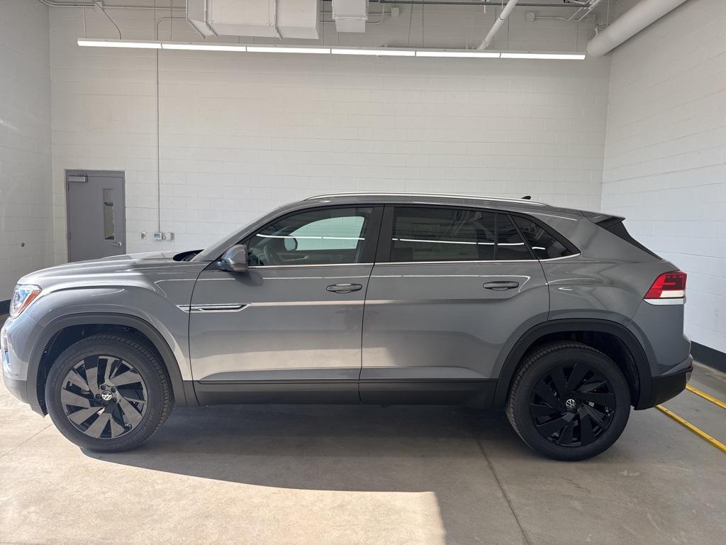 new 2025 Volkswagen Atlas Cross Sport car, priced at $39,675