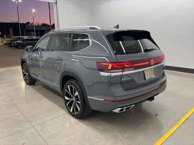 new 2025 Volkswagen Atlas car, priced at $53,081