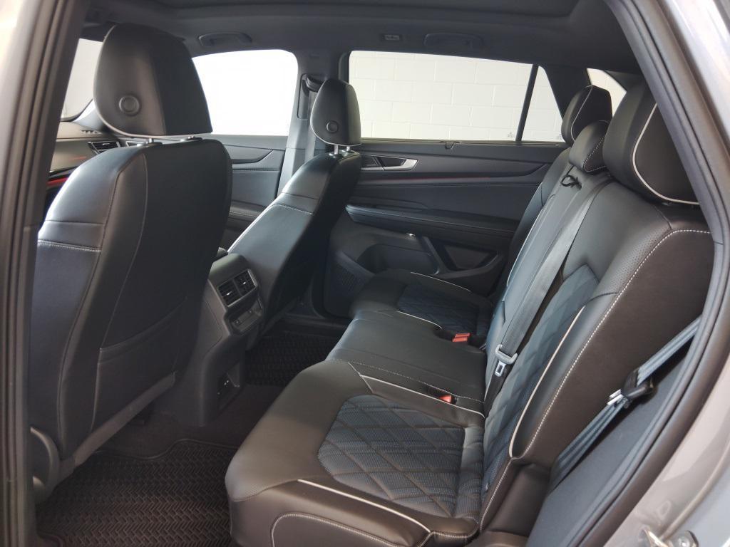 used 2024 Volkswagen Atlas Cross Sport car, priced at $35,998