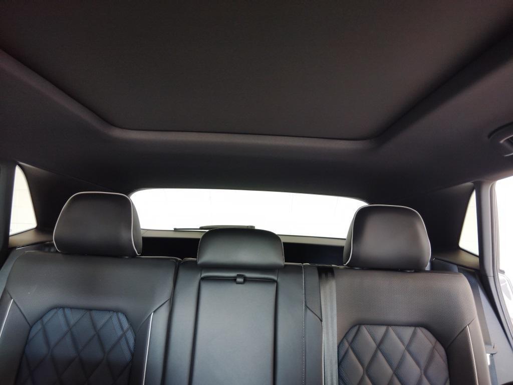 used 2024 Volkswagen Atlas Cross Sport car, priced at $35,998