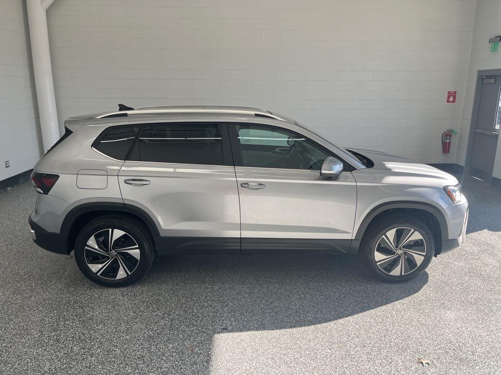 new 2026 Volkswagen Taos car, priced at $33,351