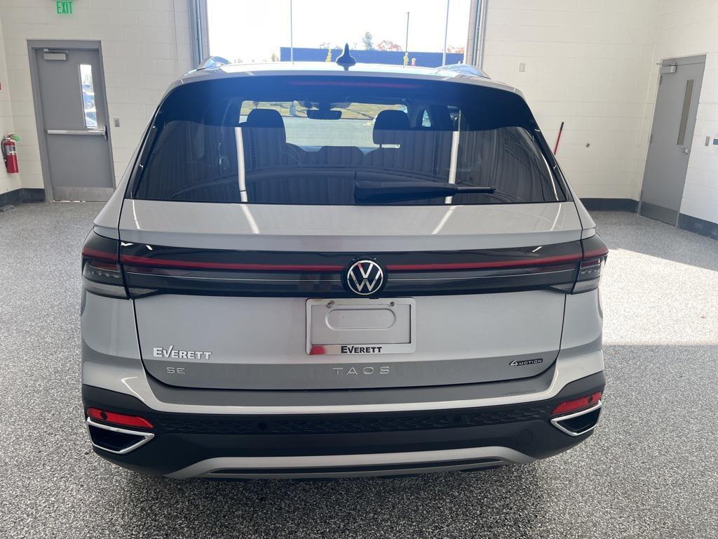 new 2026 Volkswagen Taos car, priced at $33,351