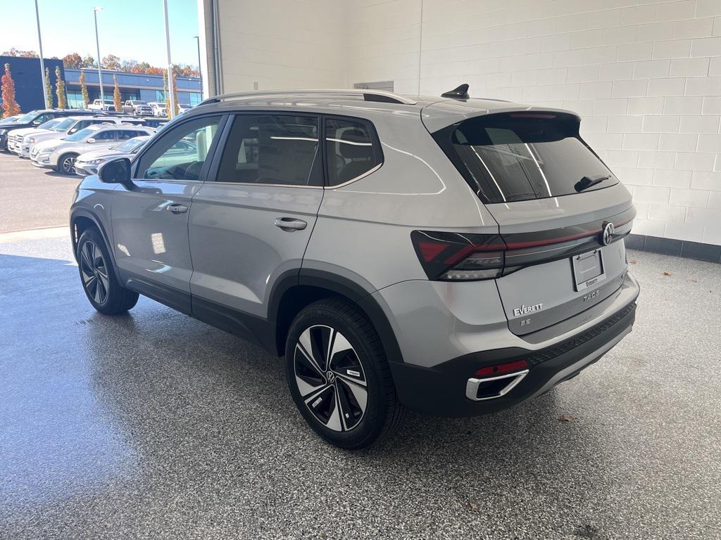 new 2026 Volkswagen Taos car, priced at $33,351
