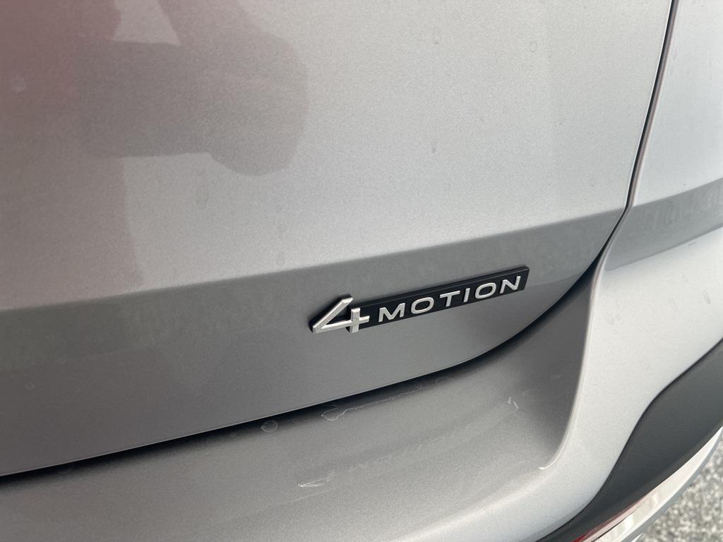 new 2026 Volkswagen Taos car, priced at $33,351