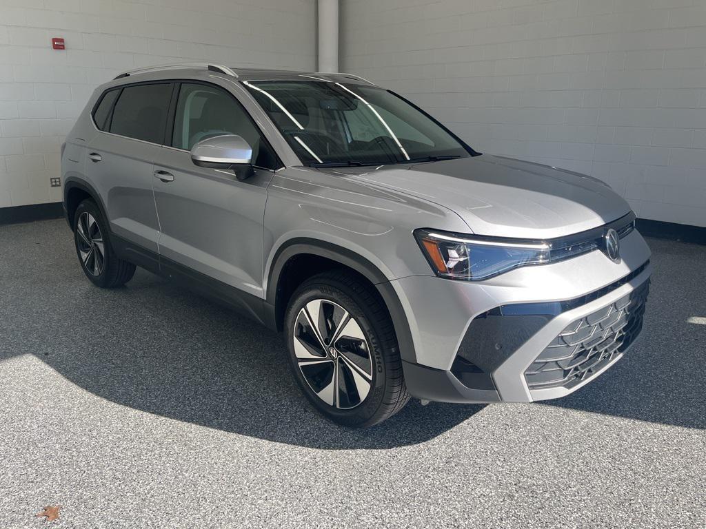 new 2026 Volkswagen Taos car, priced at $33,351
