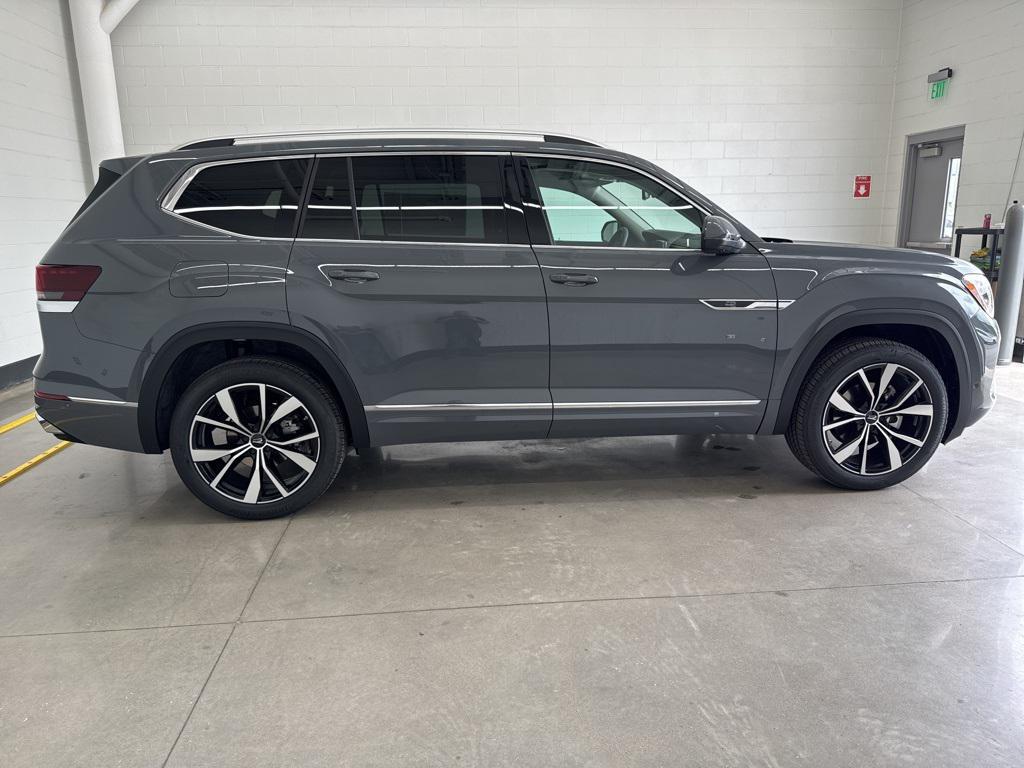 new 2025 Volkswagen Atlas car, priced at $50,848