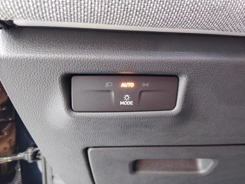 new 2026 Volkswagen Tiguan car, priced at $31,600