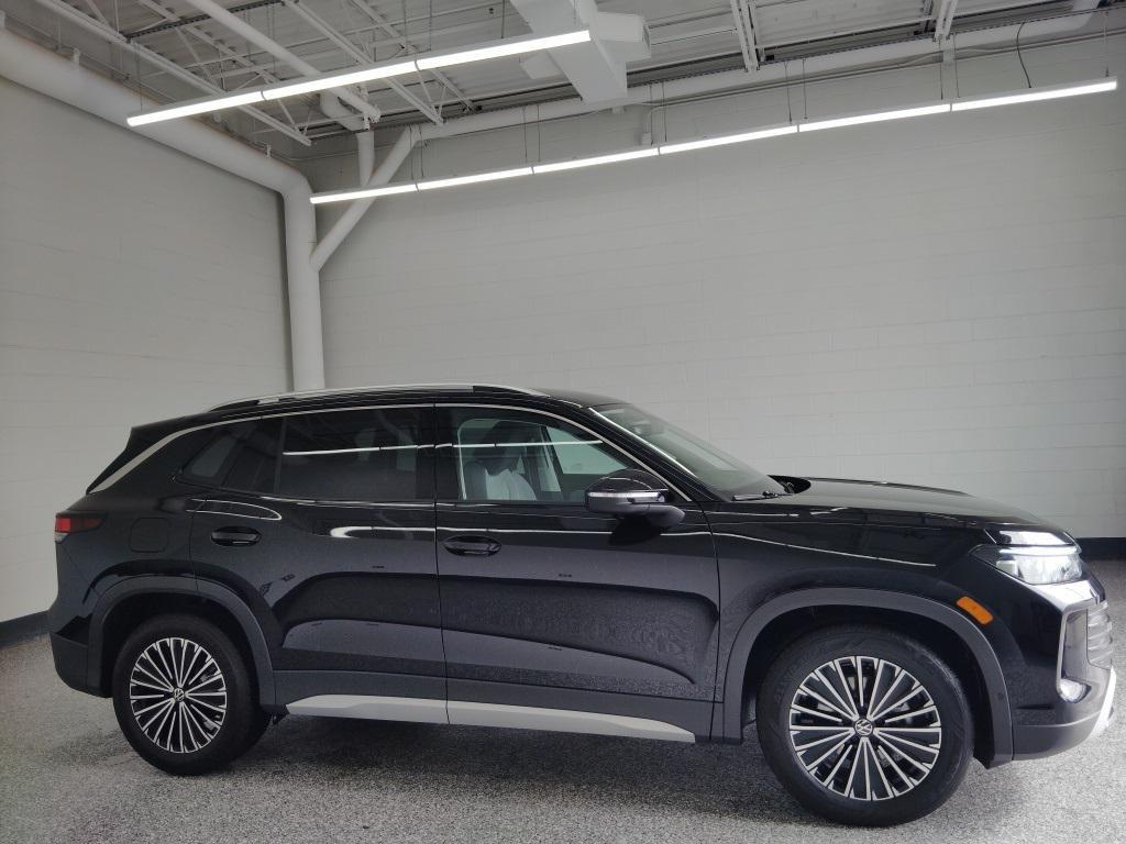 new 2026 Volkswagen Tiguan car, priced at $31,600