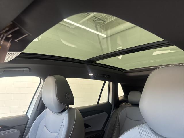 new 2025 Volkswagen Tiguan car, priced at $38,081