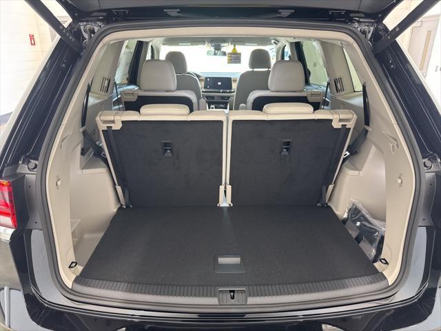 new 2025 Volkswagen Atlas car, priced at $43,541